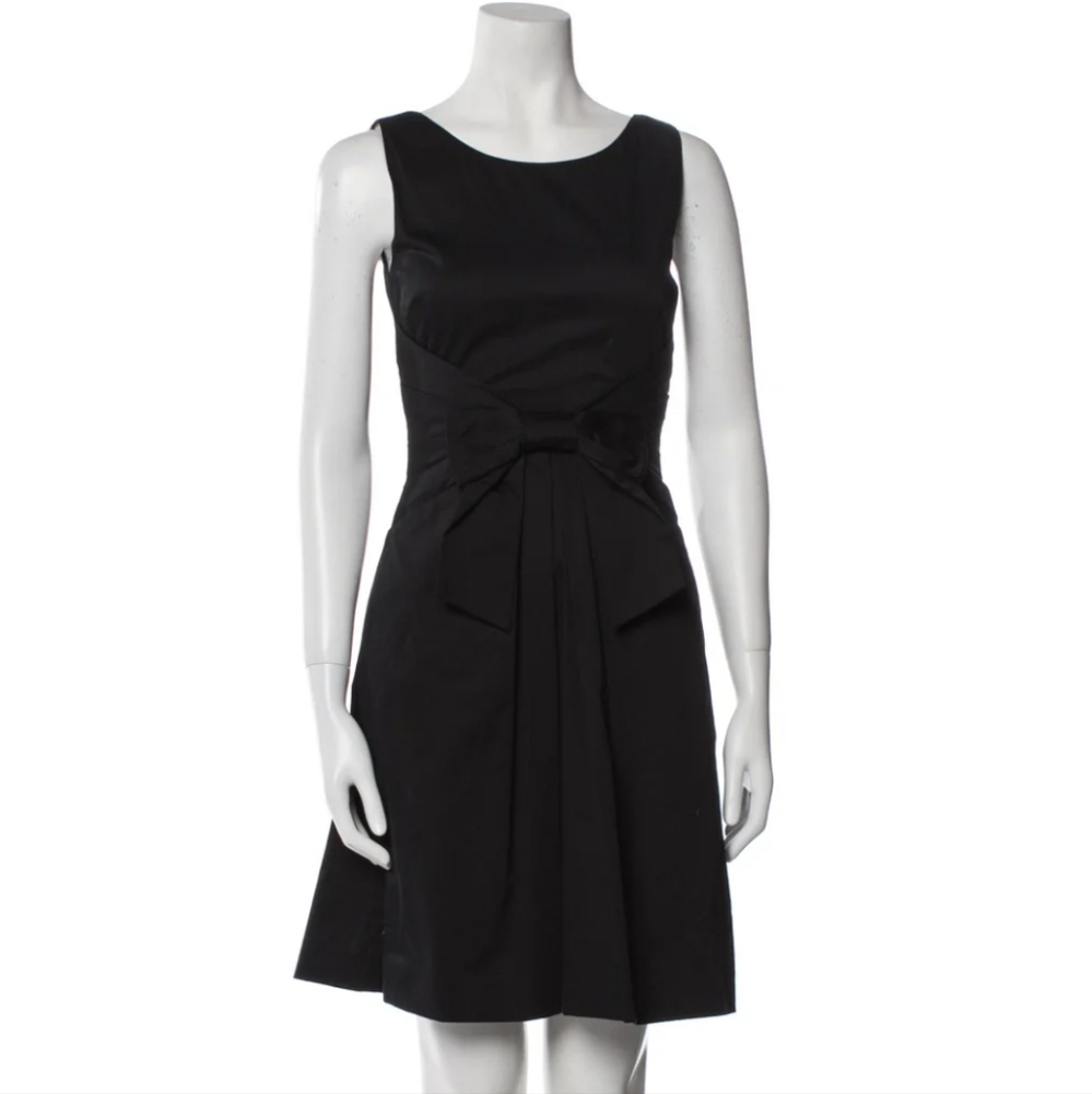 KATE SPADE NEW YORKS scoop Neck Mini Black Dress Size 4